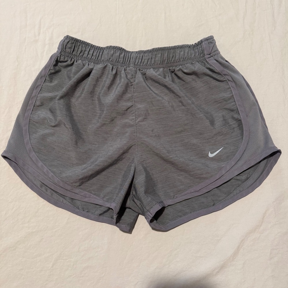 Nike Women's Running Dry Tempo Shorts‎ Gray Size Small